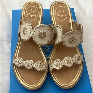 Jack Rogers Cream Sandals Elegant Whipstitched Design Size 8.5 WORN TWICE